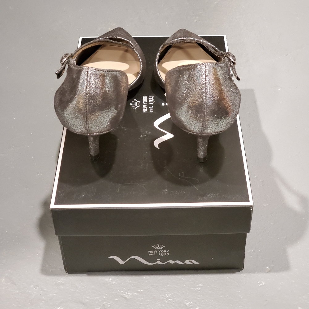 NEW! Nina Tirisa Metallic Evening Pumps - Picture 6 of 10